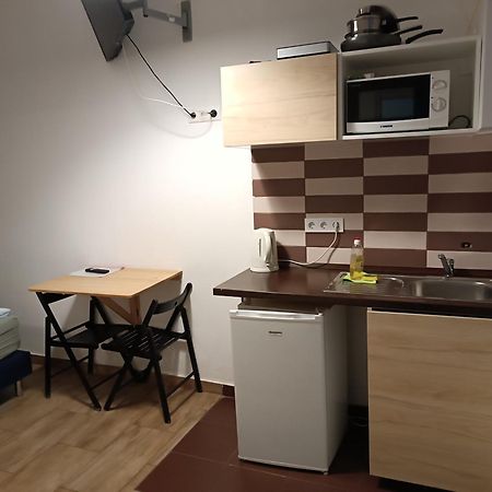 Downtown Apartments بودابست الغرفة الصورة